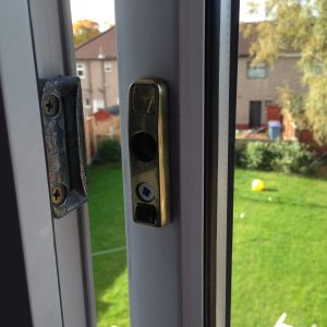 upvc_repiar_liverpool_window_locking_handle_repair