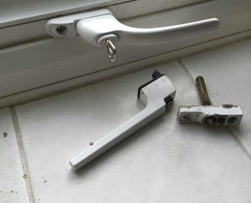 window-handle-lock-replacment-upvc-repair-liverpool